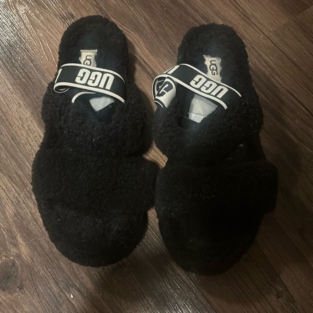 Ugg Slides